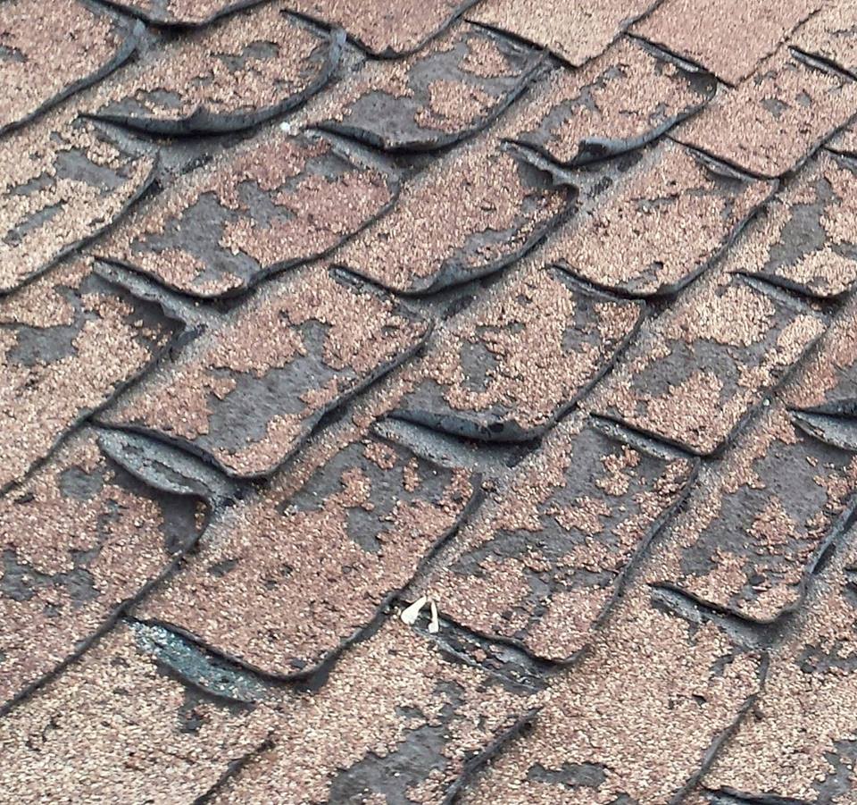 signs of failing roof